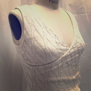 Tracy Reese Chic Lace Stretch Mini-Dress